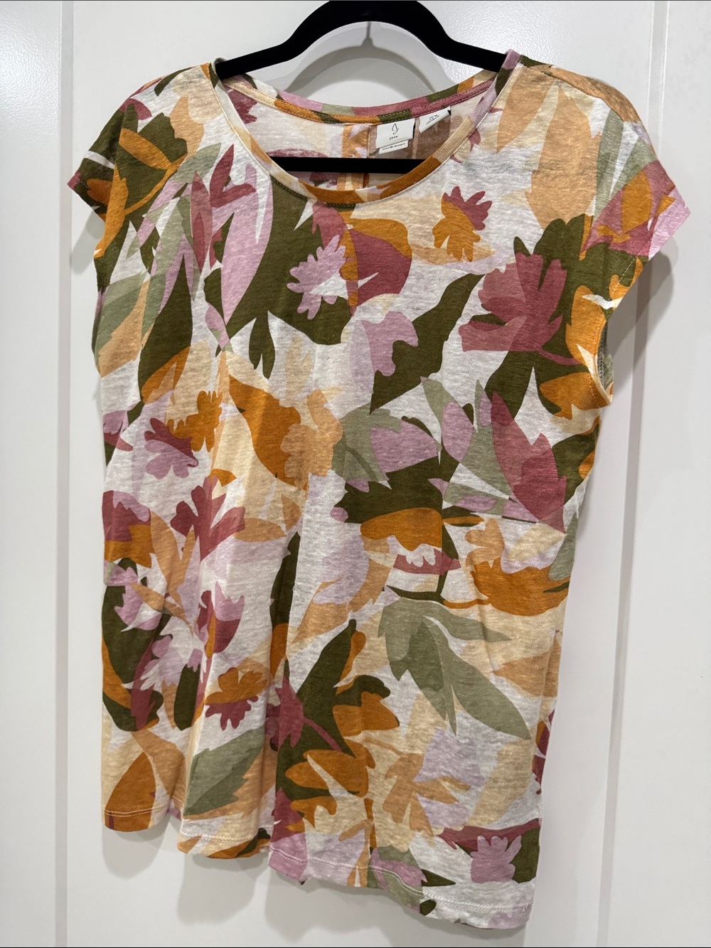 Joie 100% linen Floral Multi Color tee cap sleeves